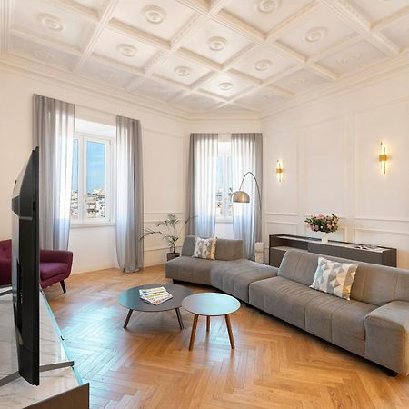 Sjr Luxury Apartment Trevi Fountain Roma Eksteriør bilde