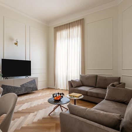 Sjr Luxury Apartment Trevi Fountain Roma Eksteriør bilde