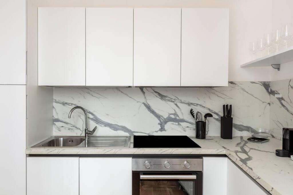 Sjr Luxury Apartment Trevi Fountain Roma Eksteriør bilde
